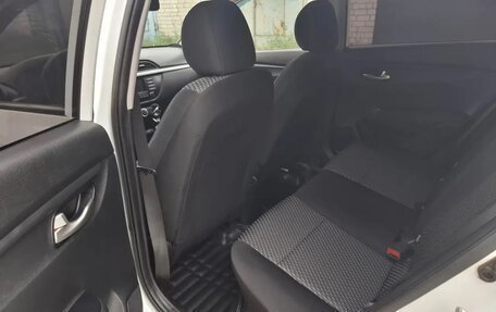 KIA Rio IV, 2018 год, 1 320 000 рублей, 11 фотография