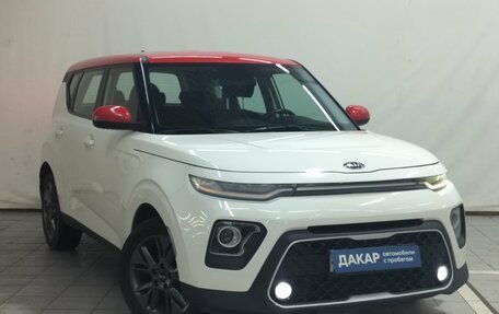 KIA Soul II рестайлинг, 2019 год, 1 590 000 рублей, 3 фотография