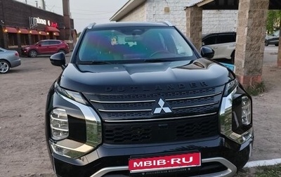 Mitsubishi Outlander, 2022 год, 3 650 000 рублей, 1 фотография