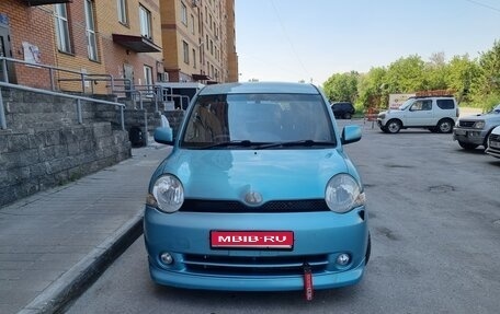 Toyota Sienta I, 2003 год, 410 000 рублей, 1 фотография
