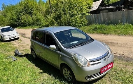 Nissan Note II рестайлинг, 2005 год, 350 000 рублей, 1 фотография