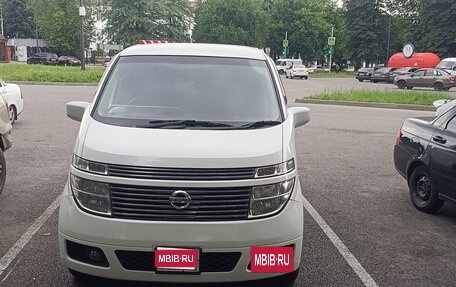 Nissan Elgrand III, 2003 год, 1 300 000 рублей, 1 фотография