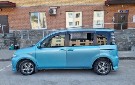 Toyota Sienta I, 2003 год, 410 000 рублей, 8 фотография