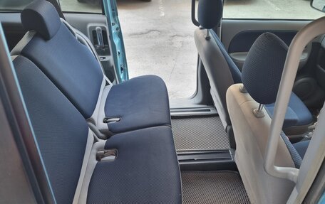Toyota Sienta I, 2003 год, 410 000 рублей, 16 фотография