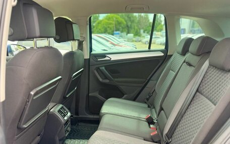 Volkswagen Tiguan II, 2018 год, 2 650 000 рублей, 19 фотография
