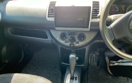 Nissan Note II рестайлинг, 2005 год, 350 000 рублей, 9 фотография