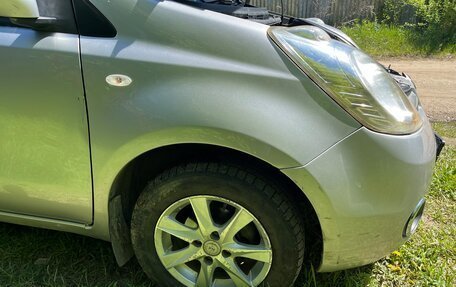 Nissan Note II рестайлинг, 2005 год, 350 000 рублей, 11 фотография