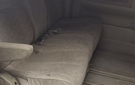 Nissan Elgrand III, 2003 год, 1 300 000 рублей, 2 фотография