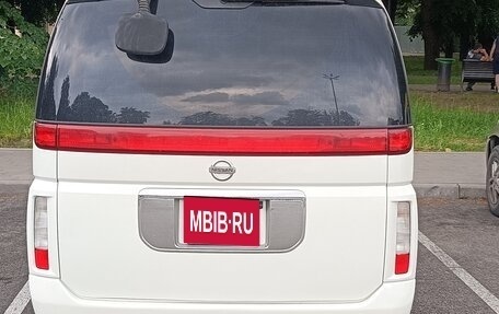Nissan Elgrand III, 2003 год, 1 300 000 рублей, 3 фотография