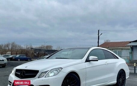 Mercedes-Benz E-Класс, 2013 год, 2 000 000 рублей, 2 фотография