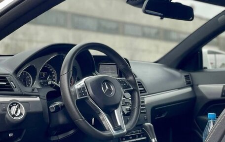 Mercedes-Benz E-Класс, 2013 год, 2 000 000 рублей, 10 фотография
