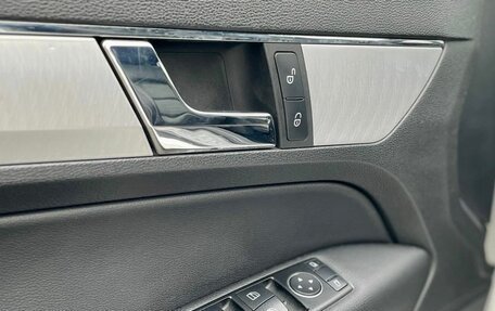 Mercedes-Benz E-Класс, 2013 год, 2 000 000 рублей, 14 фотография