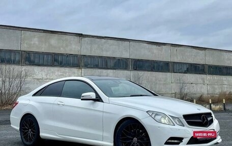 Mercedes-Benz E-Класс, 2013 год, 2 000 000 рублей, 5 фотография