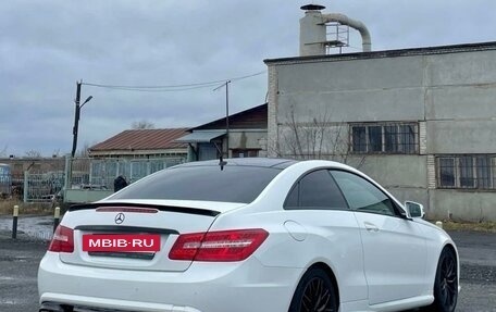 Mercedes-Benz E-Класс, 2013 год, 2 000 000 рублей, 6 фотография