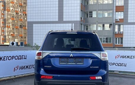Mitsubishi Outlander III рестайлинг 3, 2013 год, 1 415 000 рублей, 3 фотография