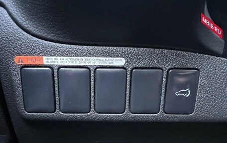 Mitsubishi Outlander III рестайлинг 3, 2013 год, 1 415 000 рублей, 13 фотография