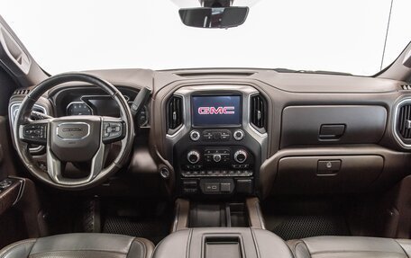 GMC Sierra, 2018 год, 4 700 000 рублей, 15 фотография