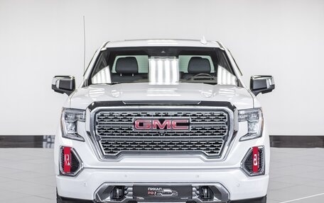 GMC Sierra, 2018 год, 4 700 000 рублей, 2 фотография