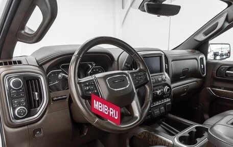 GMC Sierra, 2018 год, 4 700 000 рублей, 13 фотография