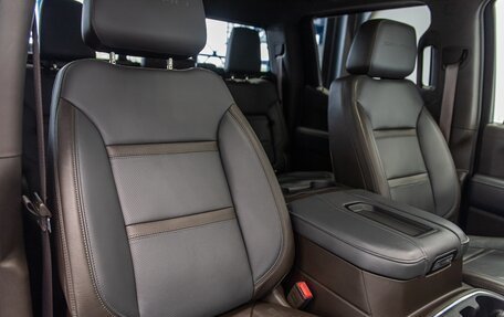 GMC Sierra, 2018 год, 4 700 000 рублей, 28 фотография