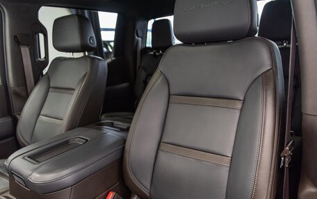 GMC Sierra, 2018 год, 4 700 000 рублей, 29 фотография