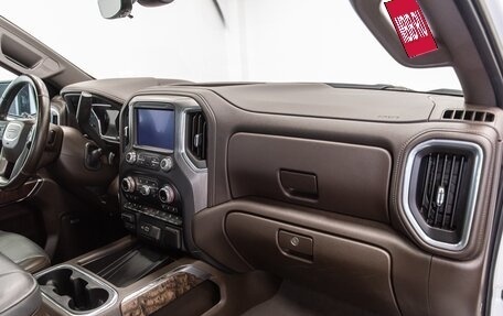 GMC Sierra, 2018 год, 4 700 000 рублей, 27 фотография