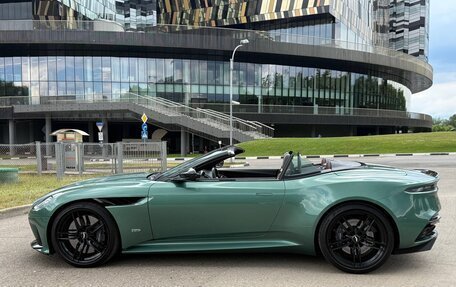 Aston Martin DBS III, 2021 год, 32 700 000 рублей, 13 фотография