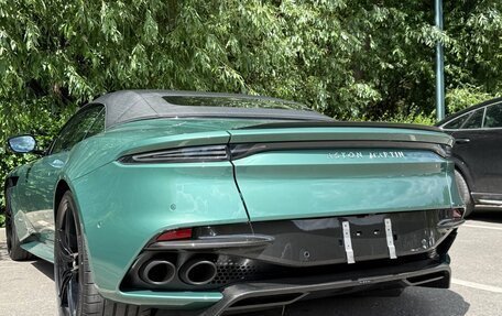 Aston Martin DBS III, 2021 год, 32 700 000 рублей, 11 фотография