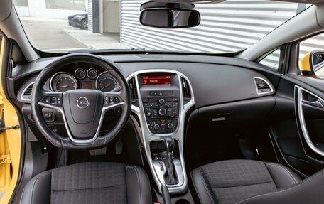 Opel Astra J, 2012 год, 1 195 000 рублей, 16 фотография