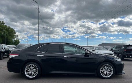 Toyota Camry, 2018 год, 2 230 000 рублей, 5 фотография