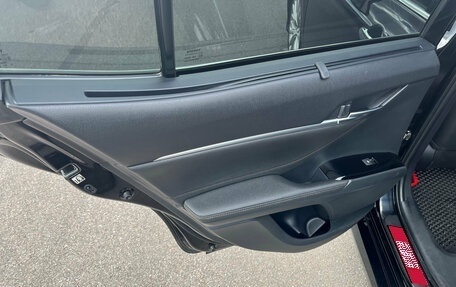 Toyota Camry, 2018 год, 2 230 000 рублей, 15 фотография