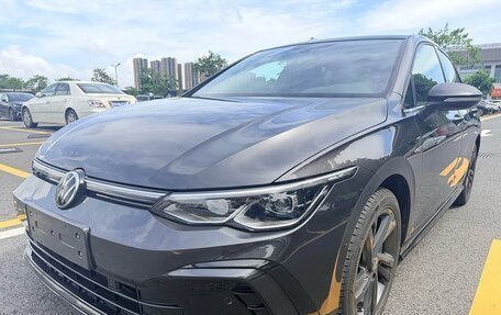 Volkswagen Golf VIII, 2023 год, 2 050 000 рублей, 1 фотография