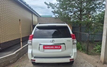 Toyota Land Cruiser Prado 120 рестайлинг, 2009 год, 2 800 000 рублей, 5 фотография