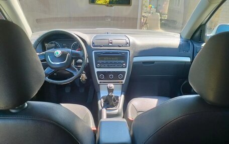 Skoda Octavia, 2011 год, 829 000 рублей, 8 фотография