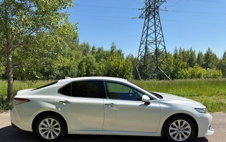 Toyota Camry, 2019 год, 2 370 000 рублей, 3 фотография