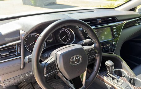 Toyota Camry, 2019 год, 2 370 000 рублей, 13 фотография