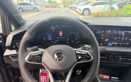Volkswagen Golf VIII, 2023 год, 2 050 000 рублей, 9 фотография