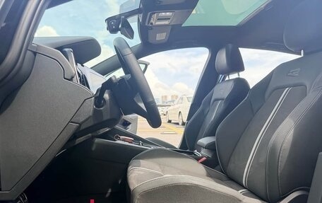 Volkswagen Golf VIII, 2023 год, 2 050 000 рублей, 15 фотография