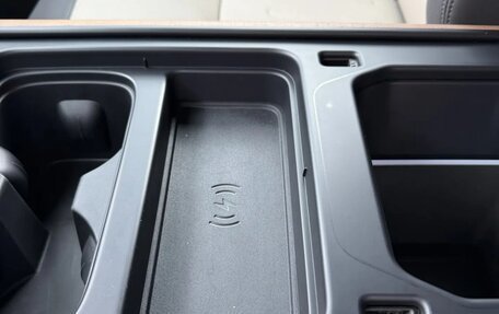 Land Rover Defender II, 2021 год, 8 000 000 рублей, 9 фотография