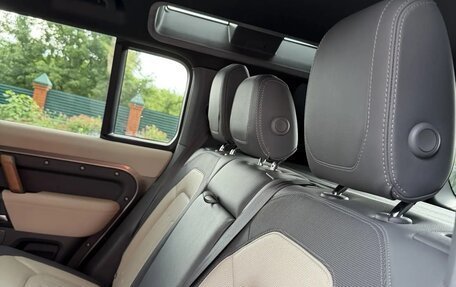 Land Rover Defender II, 2021 год, 8 000 000 рублей, 20 фотография