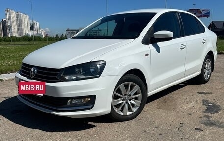 Volkswagen Polo VI (EU Market), 2016 год, 980 000 рублей, 2 фотография