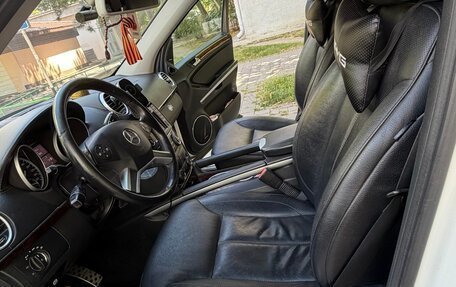 Mercedes-Benz GL-Класс, 2010 год, 2 000 000 рублей, 13 фотография