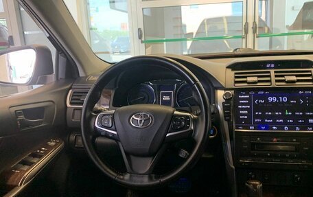 Toyota Camry, 2016 год, 2 300 000 рублей, 8 фотография