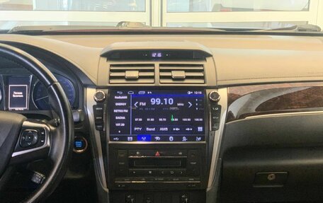 Toyota Camry, 2016 год, 2 300 000 рублей, 12 фотография