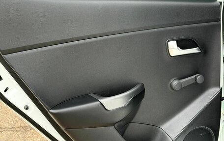 KIA Rio III рестайлинг, 2015 год, 969 000 рублей, 18 фотография