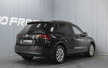 Volkswagen Tiguan II, 2020 год, 2 600 000 рублей, 2 фотография