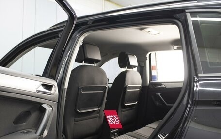 Volkswagen Tiguan II, 2020 год, 2 600 000 рублей, 10 фотография