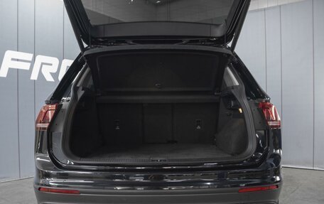 Volkswagen Tiguan II, 2020 год, 2 600 000 рублей, 16 фотография