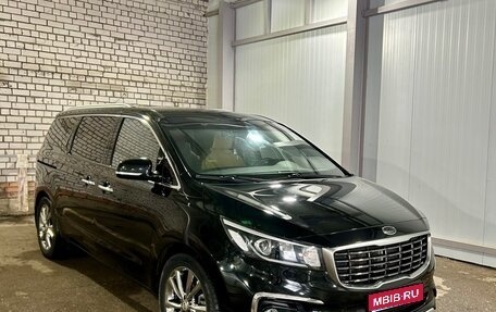 KIA Carnival III, 2019 год, 3 050 000 рублей, 1 фотография