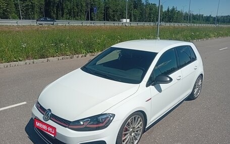 Volkswagen Golf GTI VII, 2018 год, 2 350 000 рублей, 9 фотография